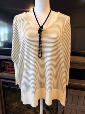 Neiman Marcus Cream V-Neck Sweater with Thin Gray Stripes